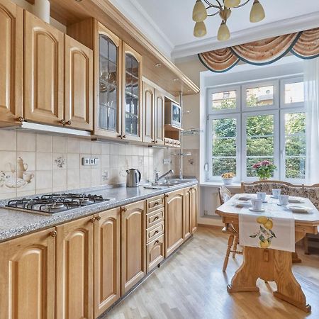 Villa Deluxe Apartments Karlovy Vary Esterno foto